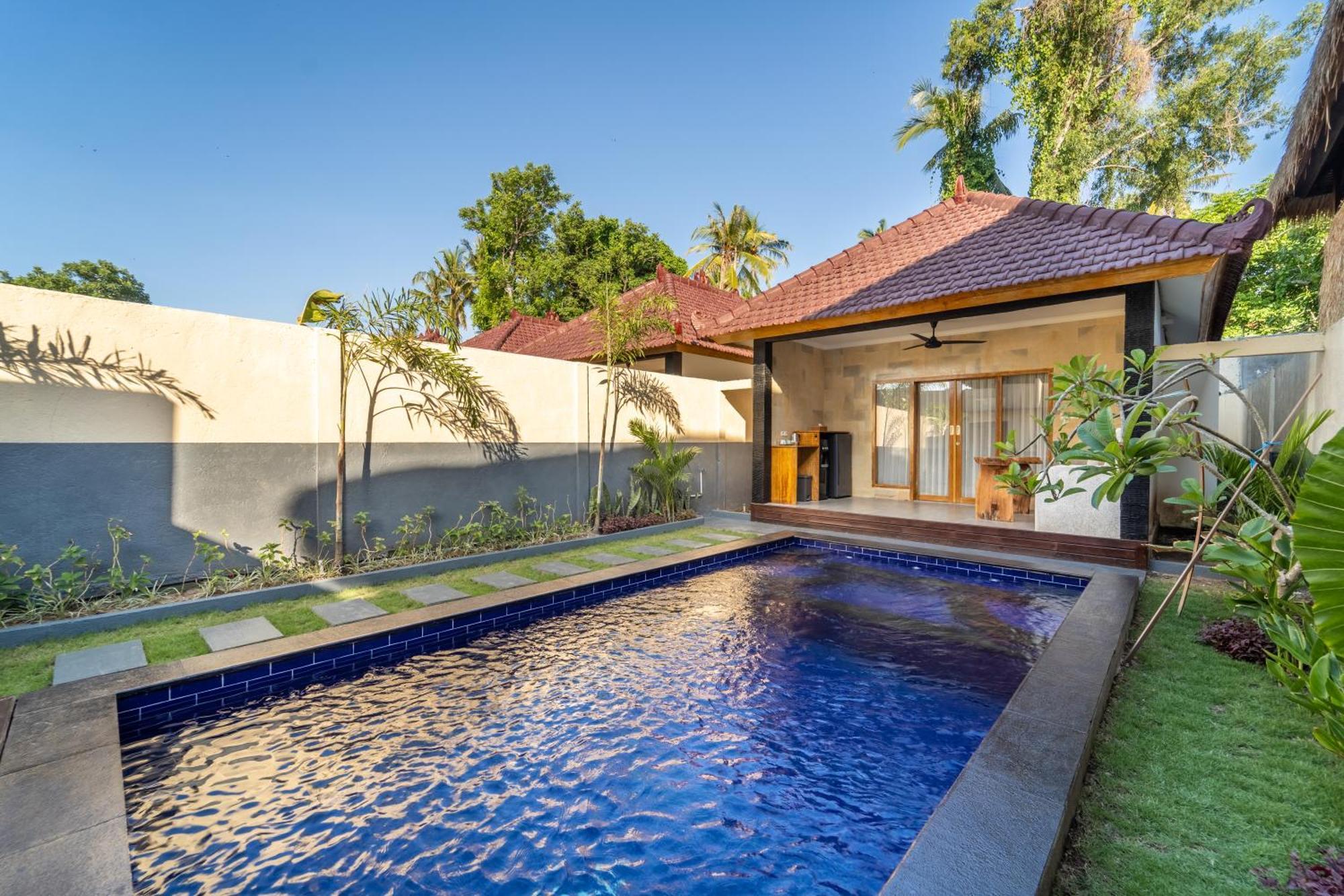 Tanis Village - Luxury Villas ギリ・アイル エクステリア 写真