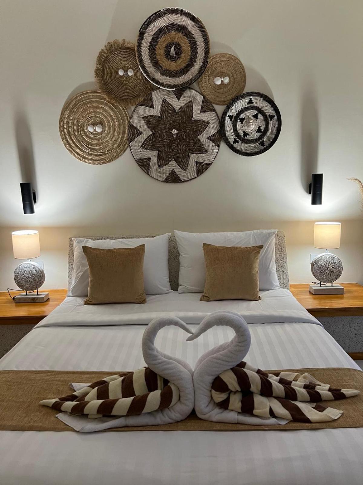 Tanis Village - Luxury Villas ギリ・アイル エクステリア 写真