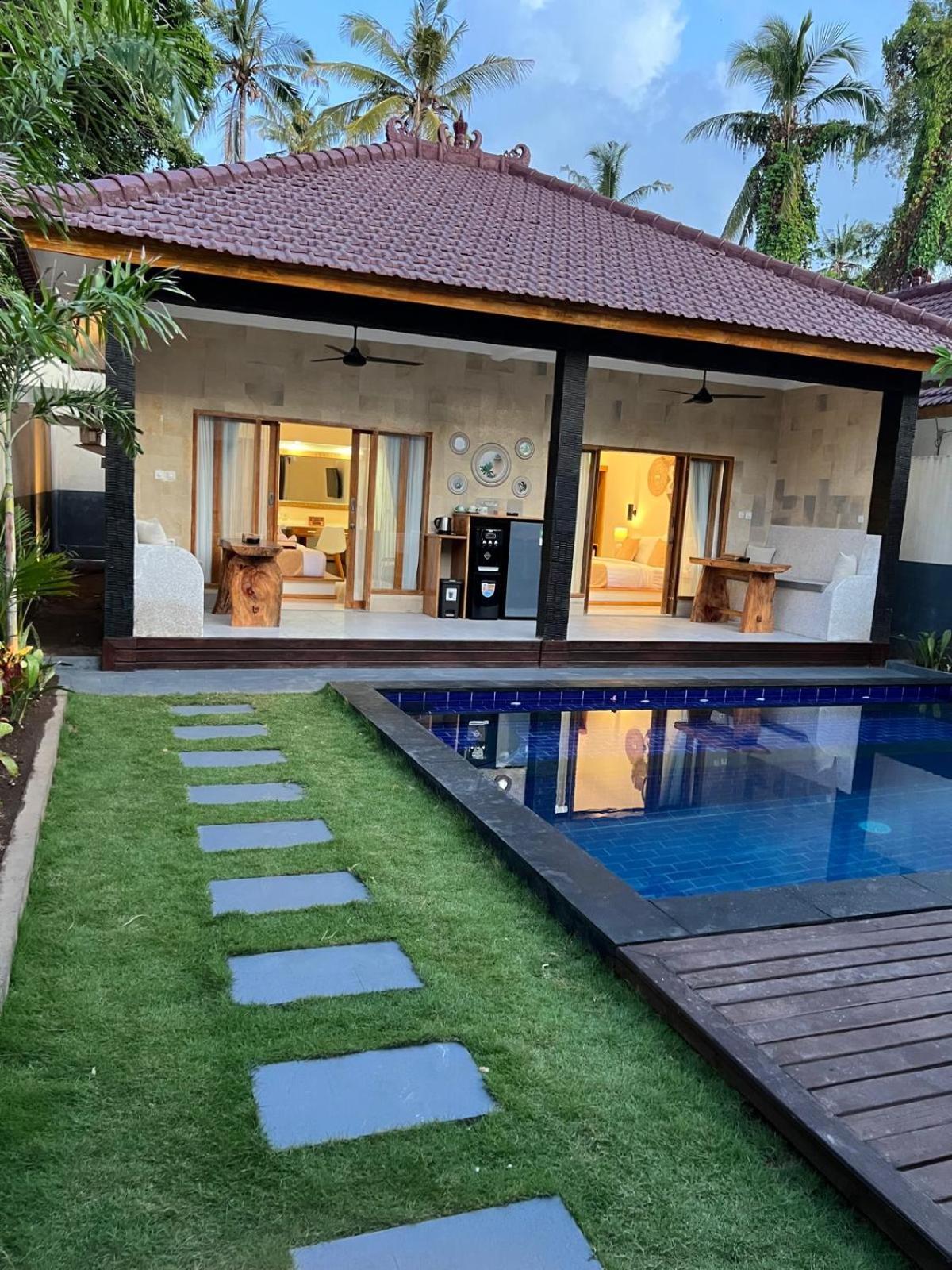 Tanis Village - Luxury Villas ギリ・アイル エクステリア 写真