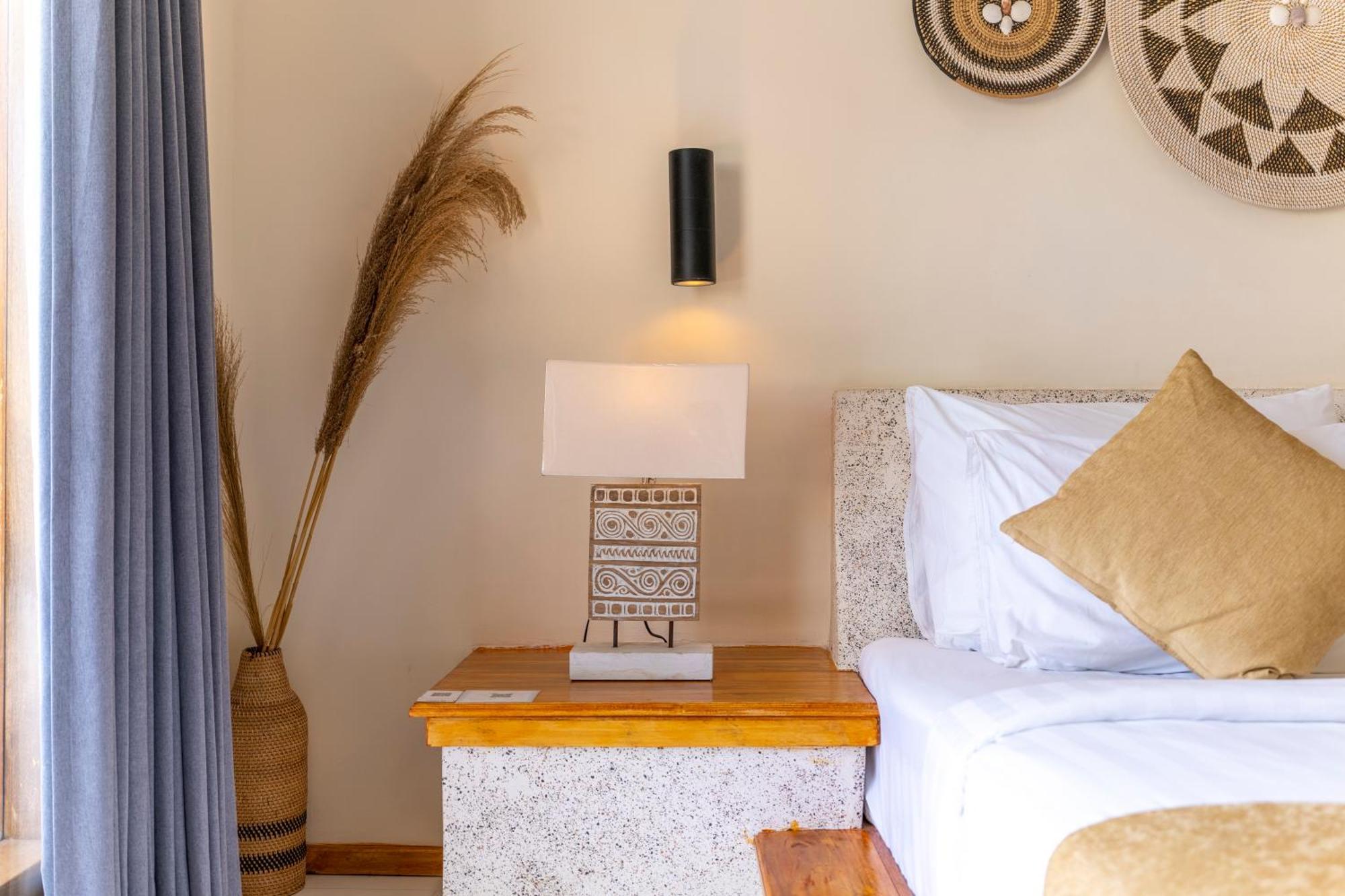 Tanis Village - Luxury Villas ギリ・アイル エクステリア 写真