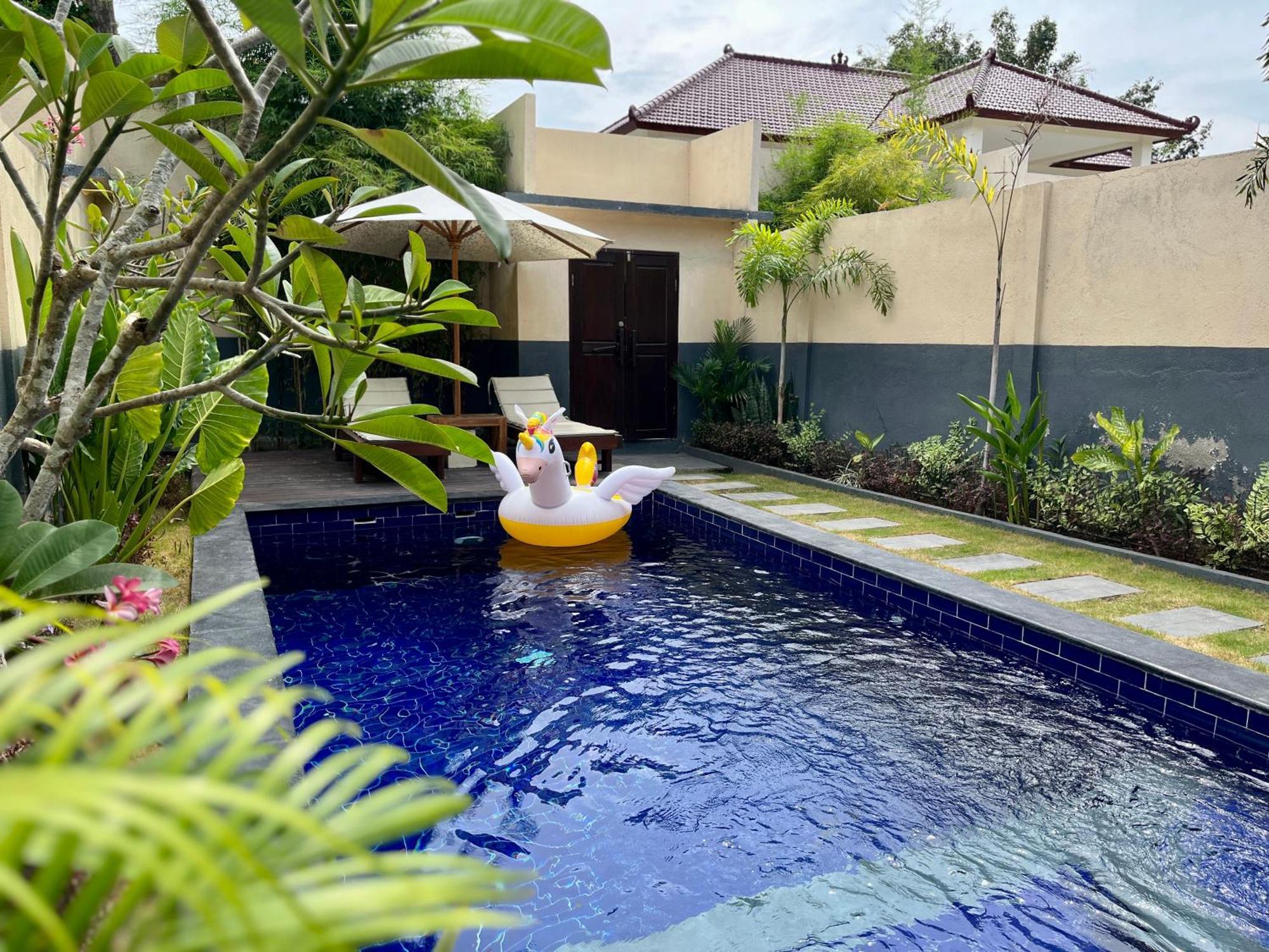 Tanis Village - Luxury Villas ギリ・アイル エクステリア 写真