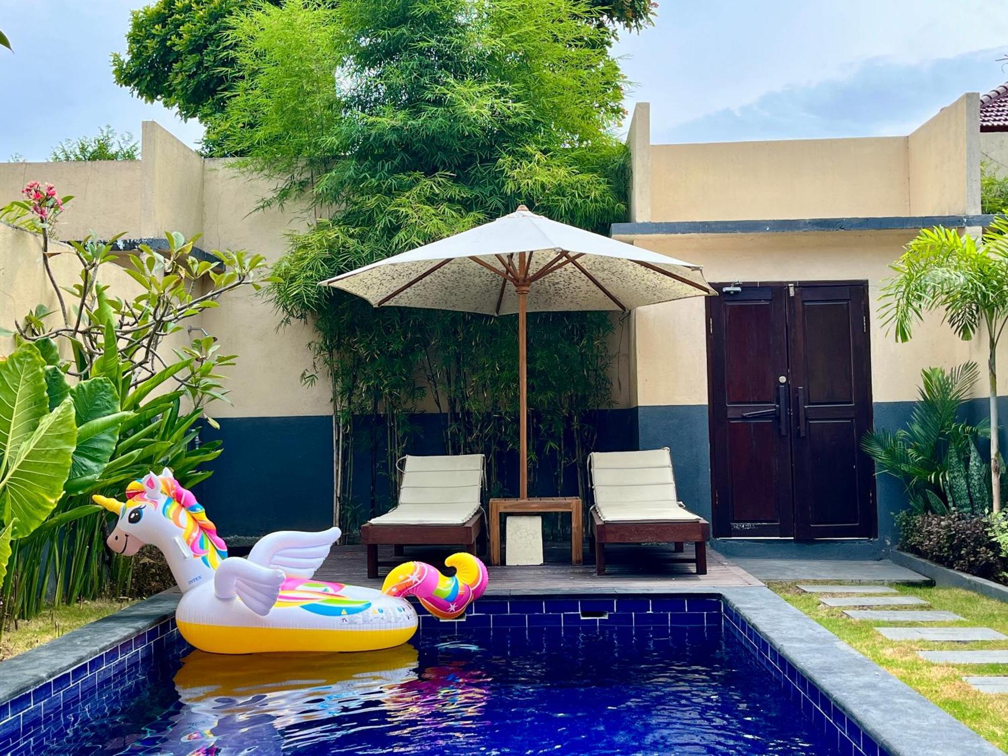 Tanis Village - Luxury Villas ギリ・アイル エクステリア 写真
